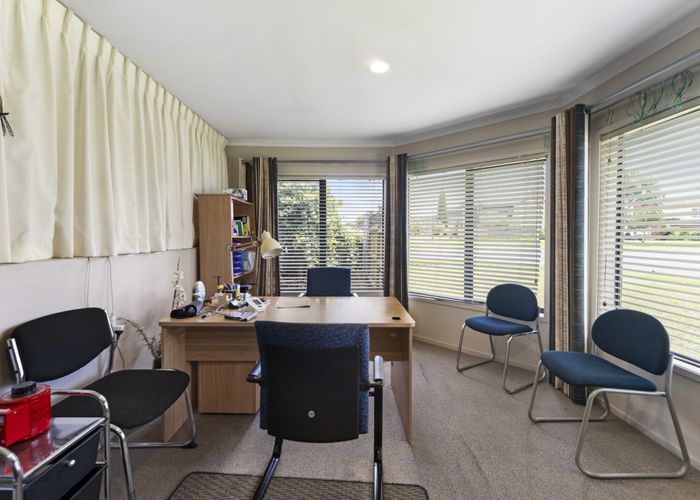  at 16 Barcaldine Road, Flat Bush, Manukau City, Auckland