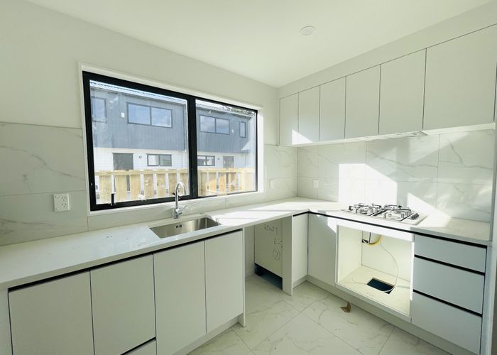  at 3 Norfolk place, Papatoetoe, Manukau City, Auckland