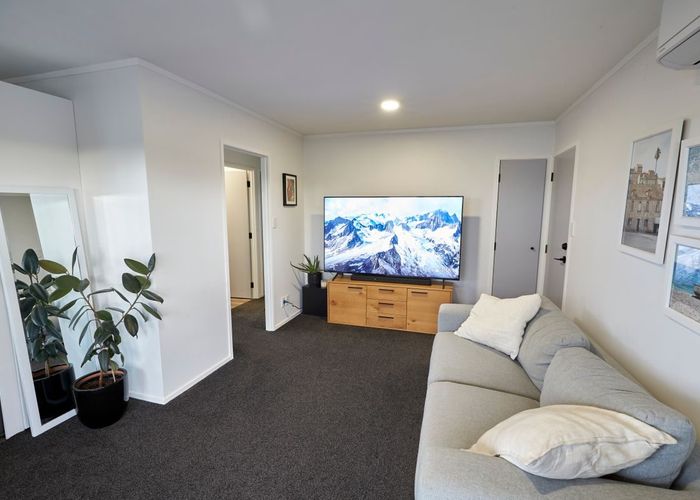  at 1/6 Wood Street, Papakura, Auckland