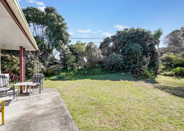 at 40 Rauparaha Street, Waikanae Beach, Waikanae