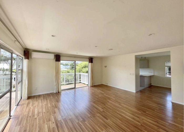  at 45 Stapleford Crescent, Browns Bay, North Shore City, Auckland