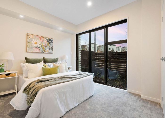  at 4/16 Clara Road, Silverdale, Rodney, Auckland