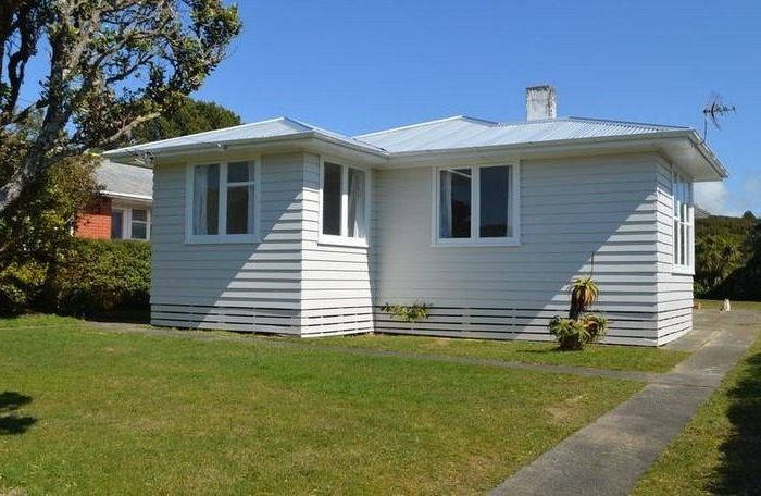  at 100 Sievers Grove, Cannons Creek, Porirua, Wellington