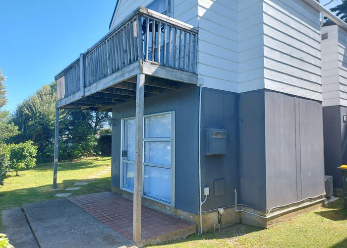  at 8/51 Dimock Street, Titahi Bay, Porirua