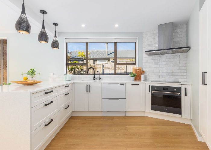  at 4 Fincham Road, Raumati Beach, Kapiti Coast, Wellington