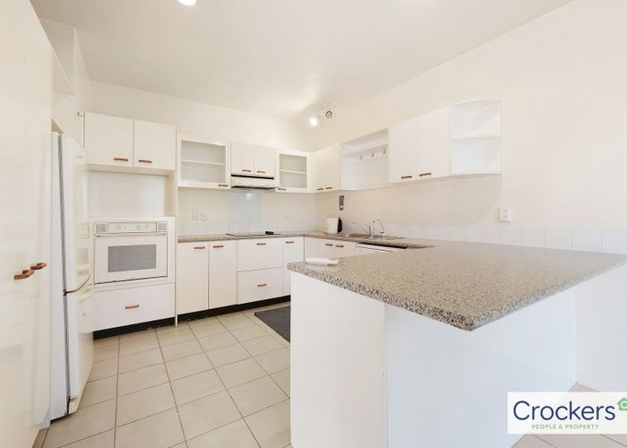  at 4/29 Meadowbank Road, Meadowbank, Auckland City, Auckland