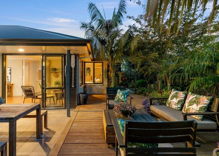  at 18 Oriental Parade, Papamoa Beach, Papamoa