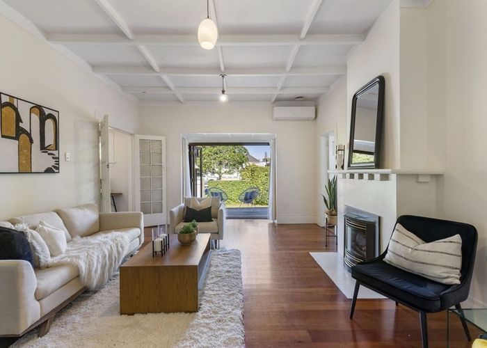  at 2/8 Clyde Street, Epsom, Auckland City, Auckland