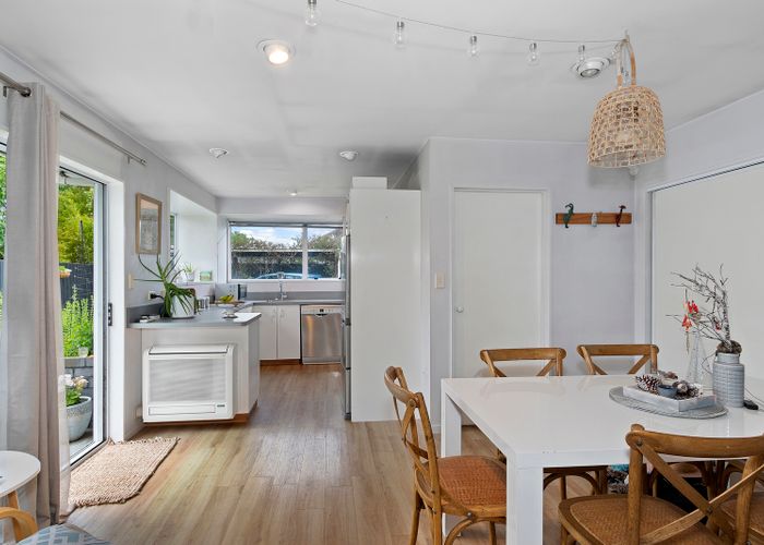  at 1/105 Simeon Street, Spreydon, Christchurch