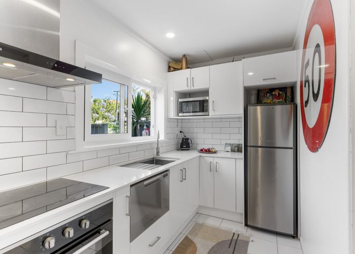  at 4/121 Atkin Avenue, Mission Bay, Auckland City, Auckland