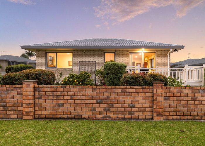  at 4/169 Wellington Street, Pukekohe, Franklin, Auckland