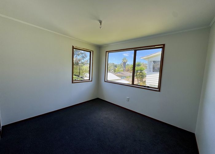  at 74a Solar Road, Glen Eden, Waitakere City, Auckland