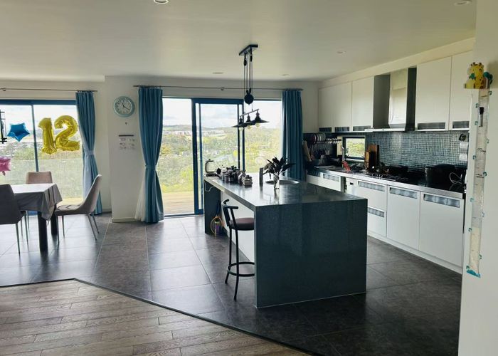  at 33C The Avenue, Albany, North Shore City, Auckland