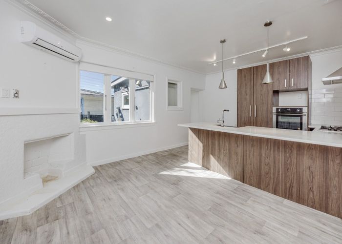  at 18 Wedgwood, Mangere East, Manukau City, Auckland