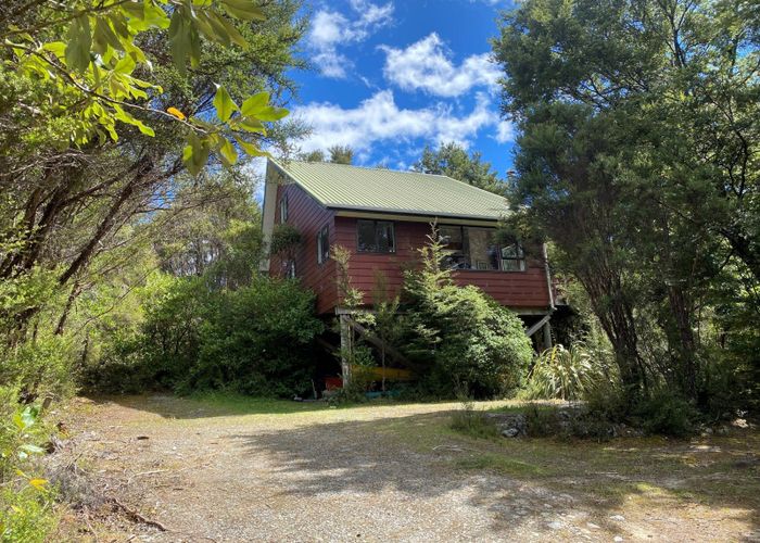  at 6 Cotterell Place, Saint Arnaud, Tasman, Nelson / Tasman