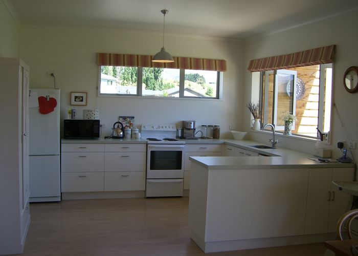  at 10 Herries Lane, Lake Hayes, Queenstown
