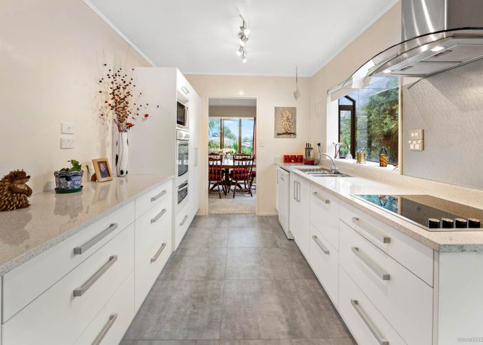  at 11 Sunningdale Street, Wattle Downs, Auckland