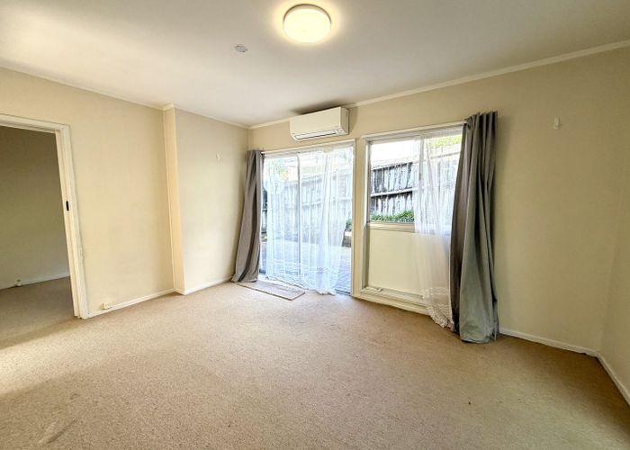  at 2/50 Gowing Drive, Meadowbank, Auckland City, Auckland