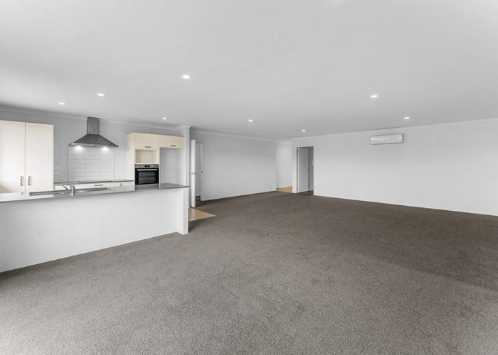  at 2 Naeo Close, Papamoa Beach, Papamoa
