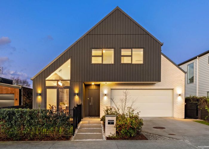  at 4 Makete Crescent, Hobsonville, Waitakere City, Auckland