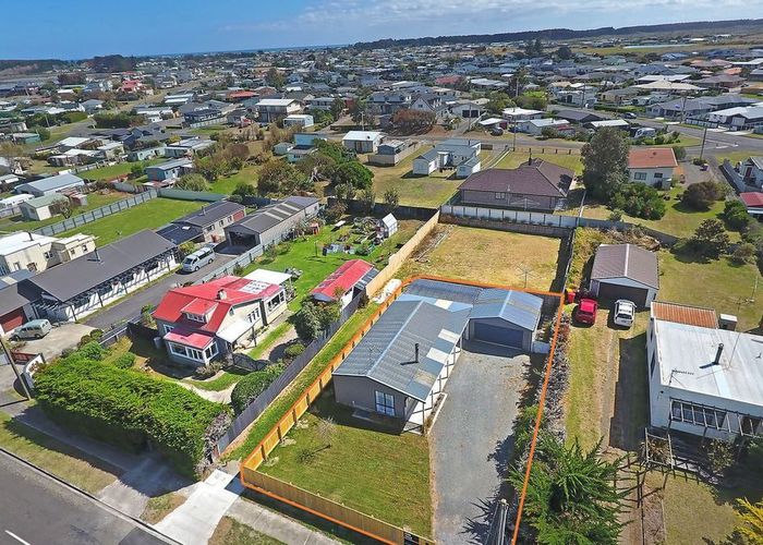  at 5 Linklater Avenue, Foxton Beach, Horowhenua, Manawatu / Whanganui