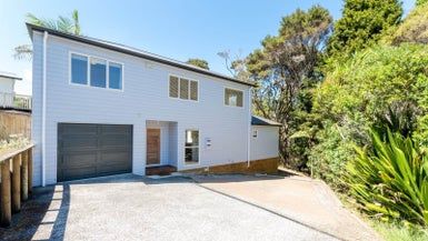 at 36A Valley View Road, Glenfield, Auckland