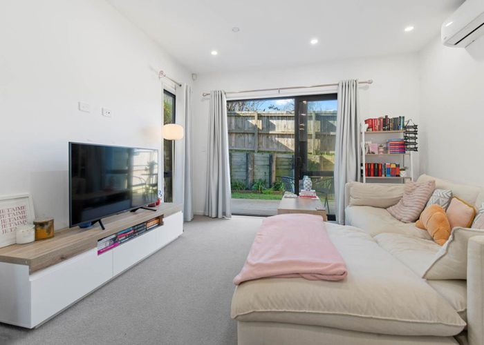  at 4/112 Moore Street, Howick, Manukau City, Auckland