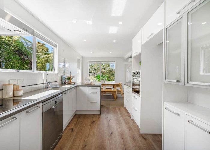  at 1 Babington Place, Torbay, North Shore City, Auckland