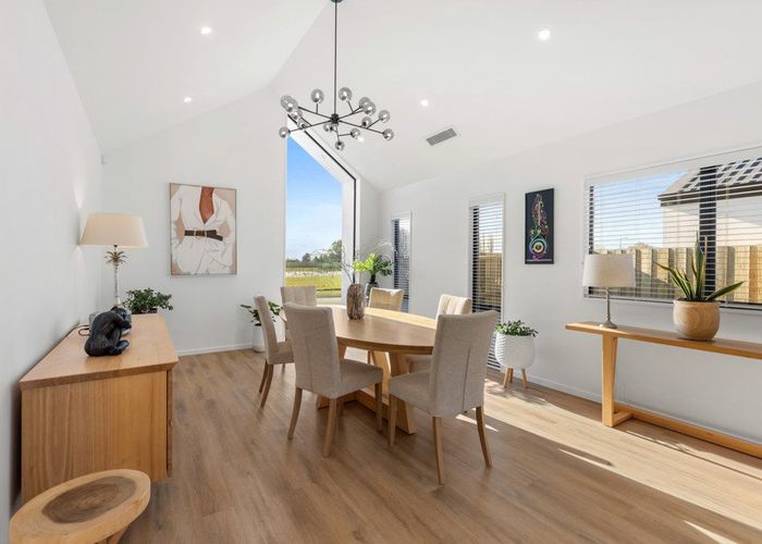  at 16 Paradise Way, Halswell, Christchurch City, Canterbury