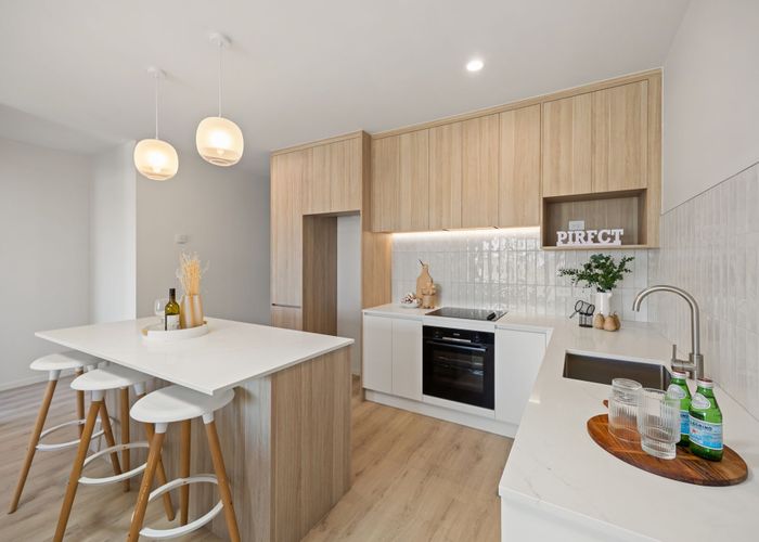  at 2/31 Lumino Terrace, Peacocke, Hamilton, Waikato