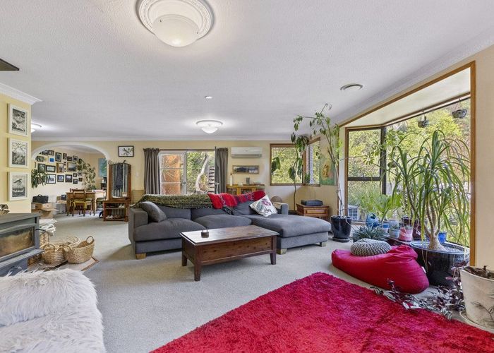  at 37 Porterfield Street, Macandrew Bay, Dunedin, Otago