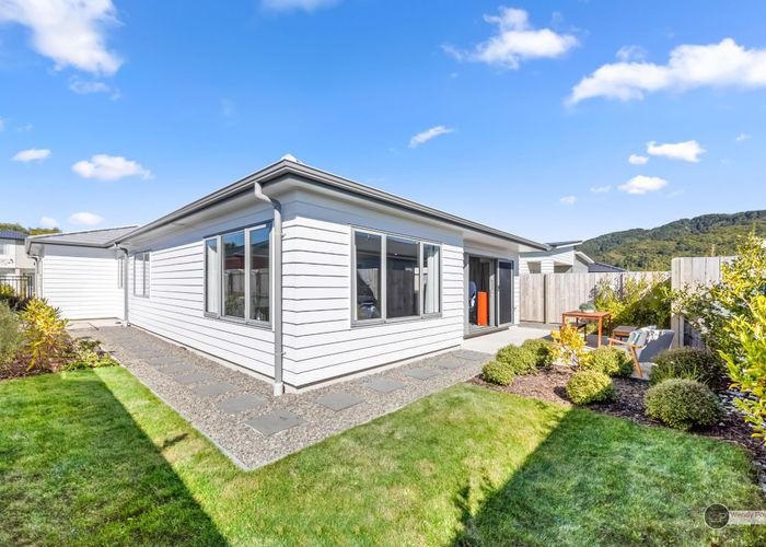  at 8 Grovedale Square, Wainuiomata, Lower Hutt