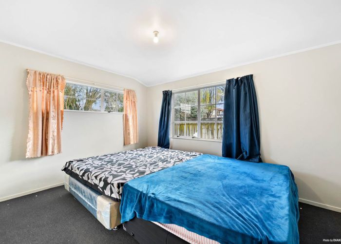  at 2/78 Palmers Road, Clendon Park, Auckland
