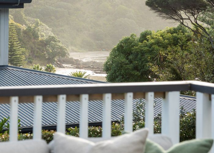  at 8 Hill Road, Palm Beach, Waiheke Island