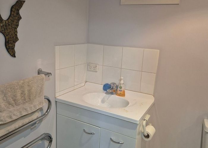  at 16 Mersey Place, New Windsor, Auckland City, Auckland