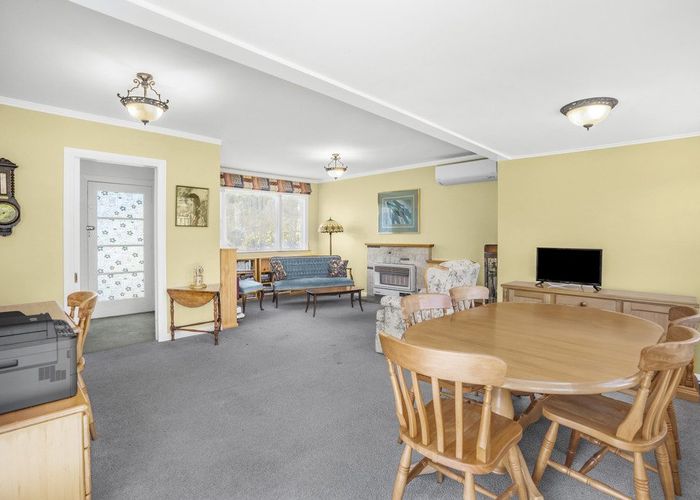  at 1/293 Riverside Drive, Waterloo, Lower Hutt