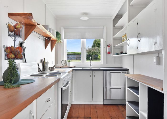  at 10 Kawakawa Street, Whanganui East, Whanganui, Manawatu / Whanganui