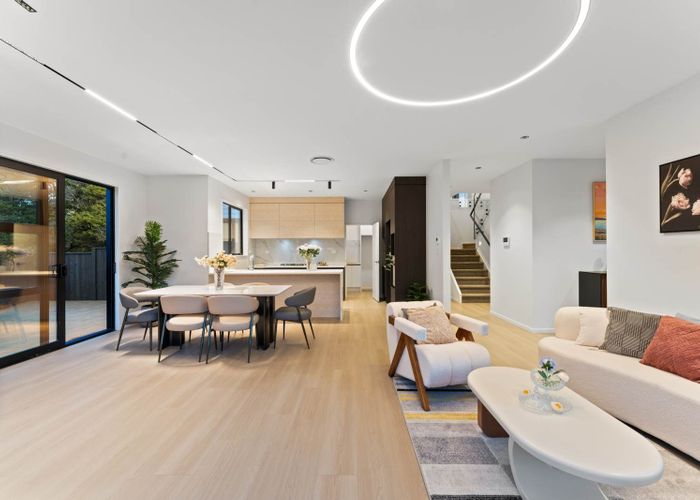  at 8 Breeze Lane, Silverdale, Rodney, Auckland