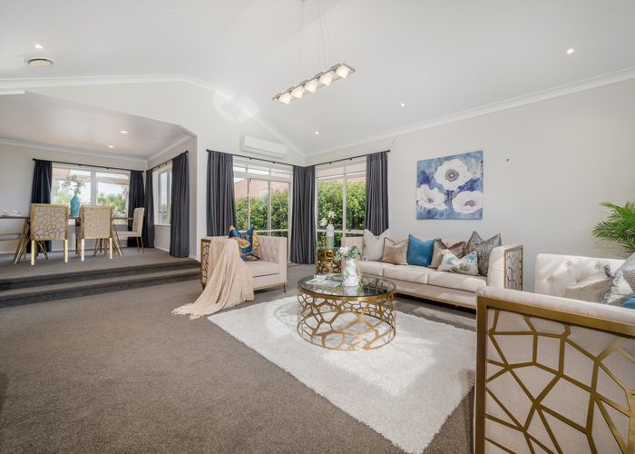  at 17 Westerham Drive, Dannemora, Auckland