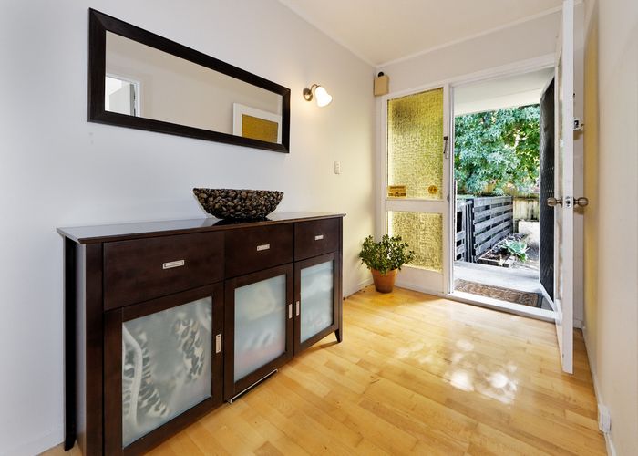  at 2/106 Colwill Road, Massey, Auckland