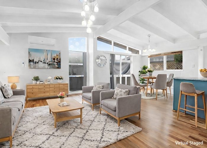  at 32 Akoranga Drive, Northcote, North Shore City, Auckland