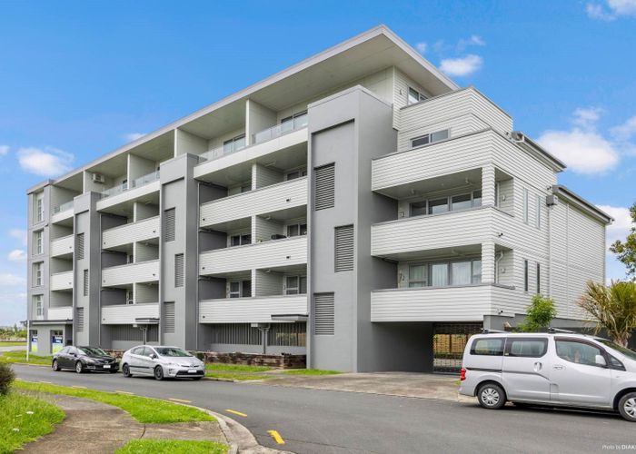  at 14/63 Kestev Drive, Flat Bush, Auckland