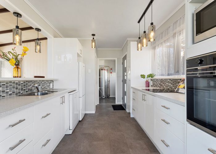  at 48 Skipton Street, Mangere East, Auckland