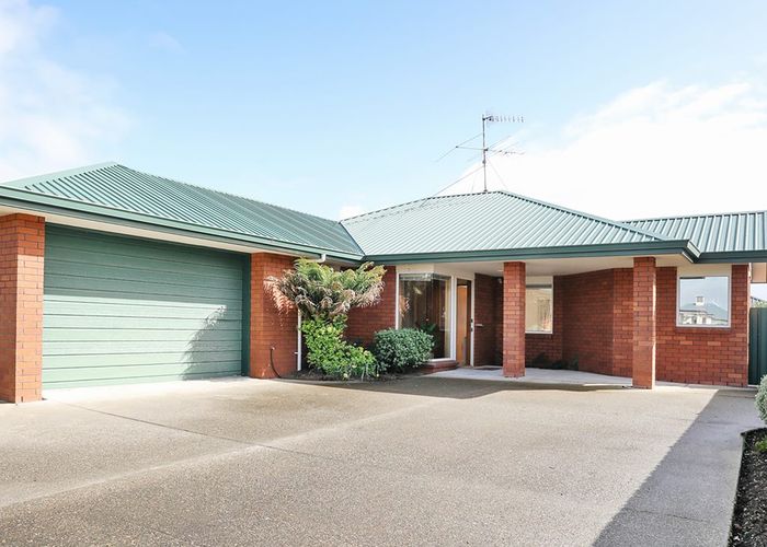  at 152 Yarrow Street, Invercargill