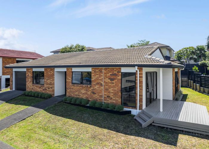  at 19a Deanna Drive, West Harbour, Waitakere City, Auckland
