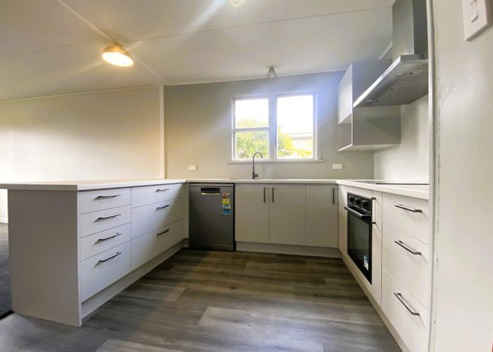  at 16 Fraser Street, Waikiwi, Invercargill, Southland