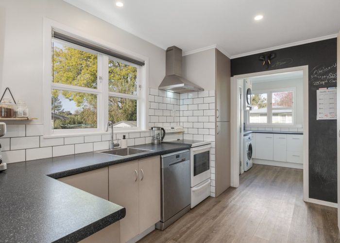  at 23 Kingswood Road, Brookfield, Tauranga
