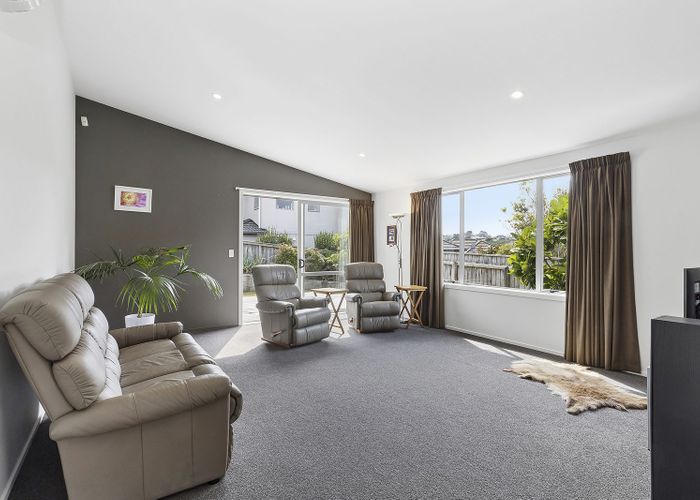  at 3 Kaweka Close, Aotea, Porirua, Wellington