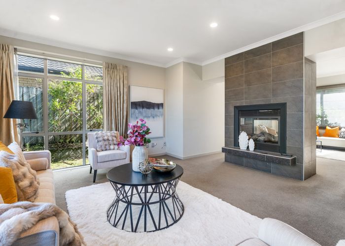  at 11 Mana Lane, Pinehill, North Shore City, Auckland