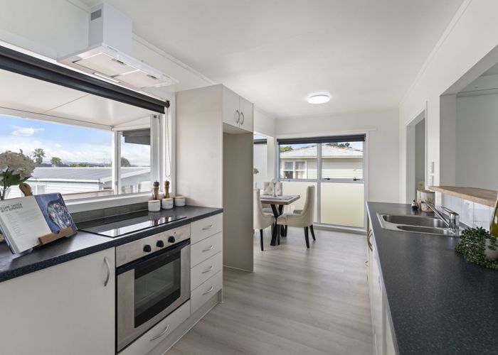  at 3 Valencia Place, Manurewa, Manukau City, Auckland